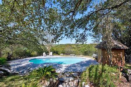 7909 Flintstone Cv Austin, TX 78736