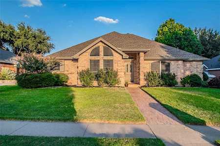 7520 Orange Valley Drive North Richland Hills, TX 76182