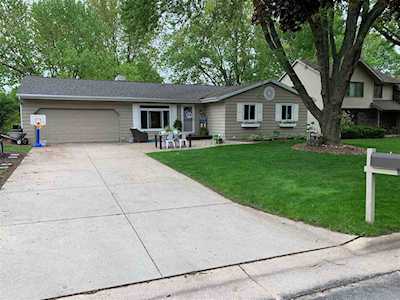5 Canterbury Cir Madison, WI 53711