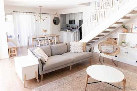 2007 Countrywood Ct Encinitas, CA 92024