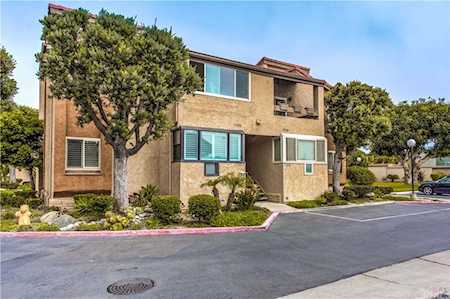 17058 Bluewater Lane Huntington Beach, CA 92649