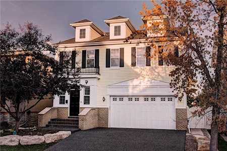 34 Johnson Place SW Calgary, AB T3E 7S2