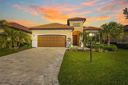 5913 Cessna Run Lakewood Ranch, FL 34211