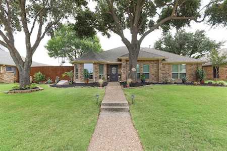 221 Plantation Drive Coppell, TX 75019