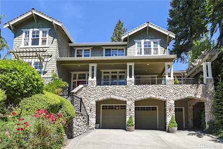6552 156th Ave SE Bellevue, WA 98006