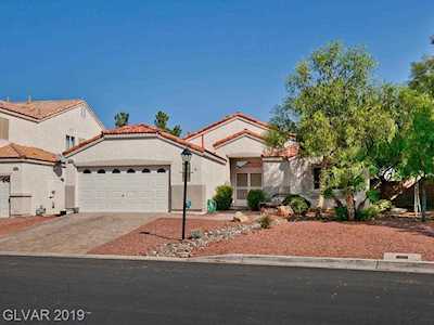 8040 Villa Fiesta St Las Vegas, NV 89131