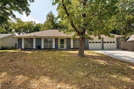 1811 Pompton Dr Austin, TX 78757