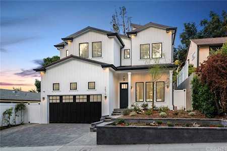 3876 Carpenter Avenue Studio City, CA 91604