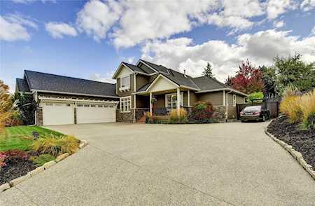 1511 Woodridge Road Kelowna, BC V1W3B4