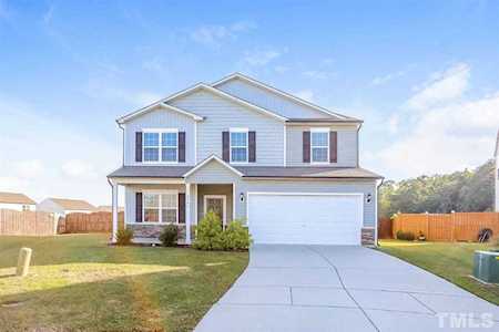 2507 Dalmahoy Lane Fuquay Varina, NC 27526