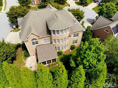 2000 Falls Farm Crossing Raleigh, NC 27614