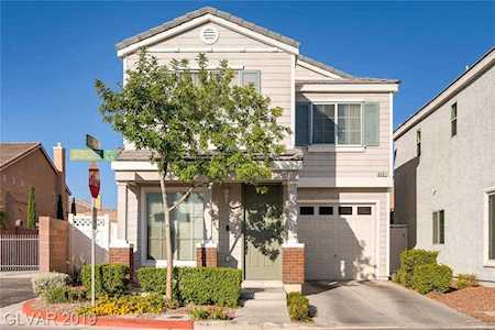8207 Golden Flowers St Las Vegas, NV 89139