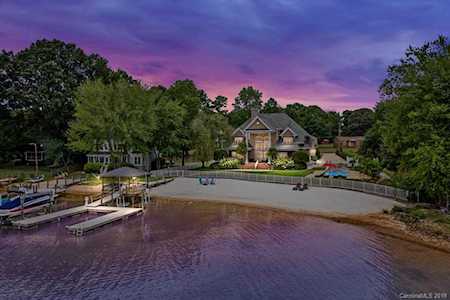 20211 Rainbow Circle Cornelius, NC 28031