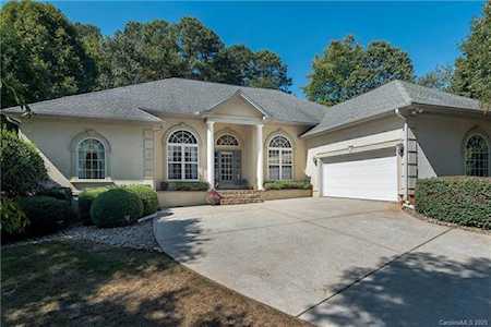 2587 Penngate Dr Sherrills Ford, NC 28673
