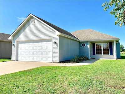 1520 NE Jaclyn Dr Grain Valley, MO 64029
