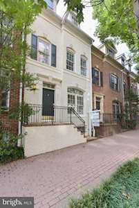 2418 14th St N Arlington, VA 22201
