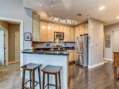 500 Throckmorton Street #606 Fort Worth, TX 76102