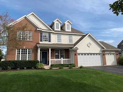 26302 Mapleview Dr Plainfield, IL 60585