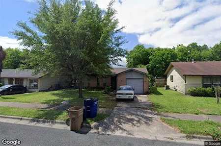 203 Pheasant Dr Austin, TX 78753