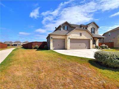 408 Vista Portola Loop Liberty Hill, TX 78642