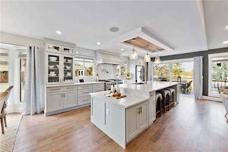 202 Sun Canyon Crescent SE Calgary, AB T2X 2V3