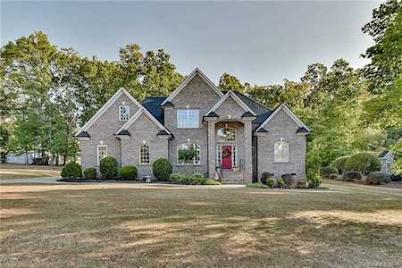 1621 Heritage Ridge Ct Dallas, NC 28034