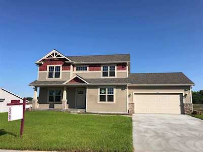 1317 Stonehedge Ln Lake Mills, WI 53551