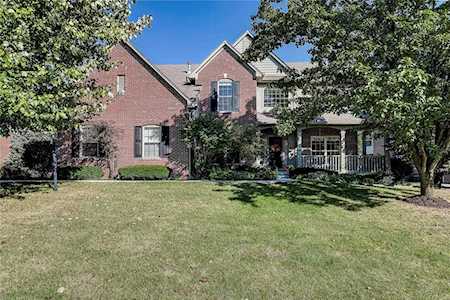 4201 Huntsman Drive Zionsville, IN 46077