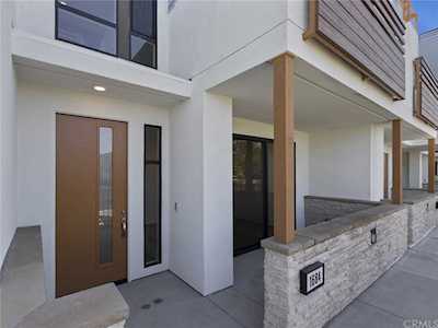 1684 Pomona Avenue Costa Mesa, CA 92627