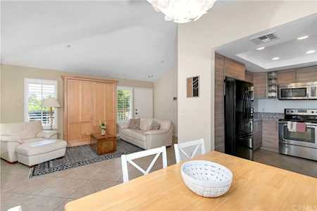 169 Gallery Way Tustin, CA 92782