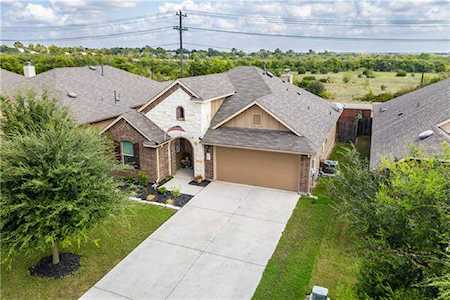 460 Bottle Brush Dr Kyle, TX 78640