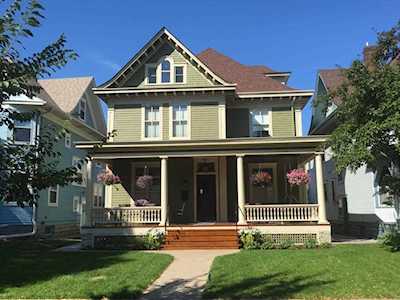 881 Lincoln Avenue Saint Paul, MN 55105