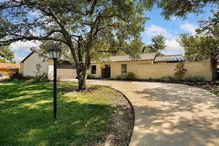 15612 Regal Hill Circle Dallas, TX 75248