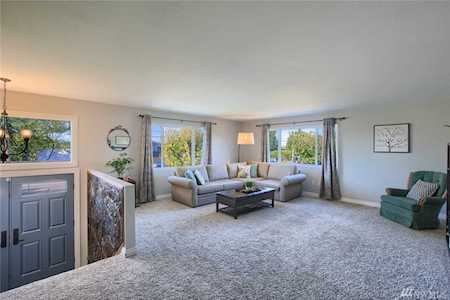 5434 16th Ave SW Seattle, WA 98106