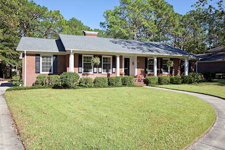 2207 Echo Lane Wilmington, NC 28403