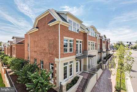 10355 Main St Fairfax, VA 22030