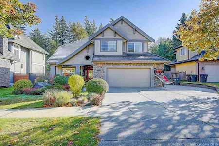 3348 141 Street Surrey, BC V4P 3L7