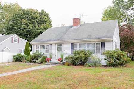 46 Hillcroft Rd Waltham, MA 02452