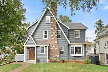 206 Warren Ave Mamaroneck, NY 10543