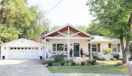 7001 Broken Bow Dr Louisville, KY 40258