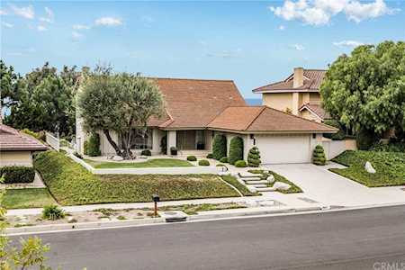 6810 Locklenna Lane Rancho Palos Verdes, CA 90275