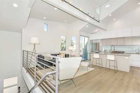 1807 16th Street #B Santa Monica, CA 90404