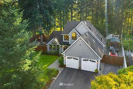 7929 Cabrini Dr SE Port Orchard, WA 98367
