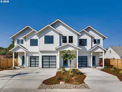 3173 SE 79th Ave Portland, OR 97202