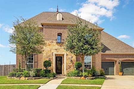 10048 Easton Sky Ln Cypress, TX 77433