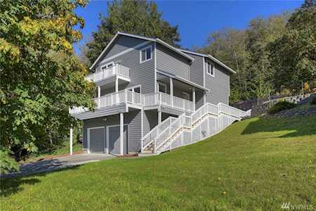 21740 Seacrest Ave NE Poulsbo, WA 98370