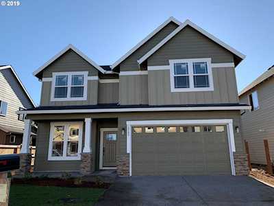 19709 Cedarwood Way Oregon City, OR 97045