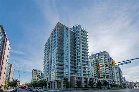 110 Switchmen Street #1905 Vancouver, BC V6A 0C6