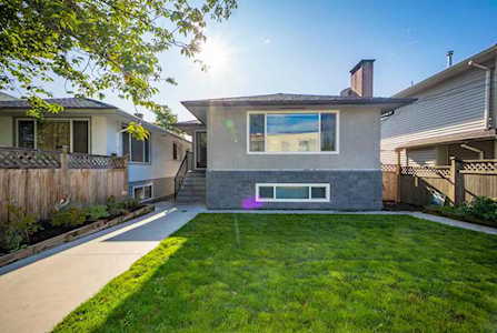 8258 12th Avenue Burnaby, BC V3N 2L4