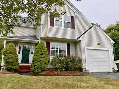 74 Palomino Dr Franklin, MA 02038